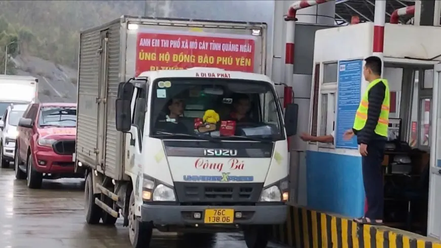 Lan toả tinh thần 'lá lành đùm lá rách'